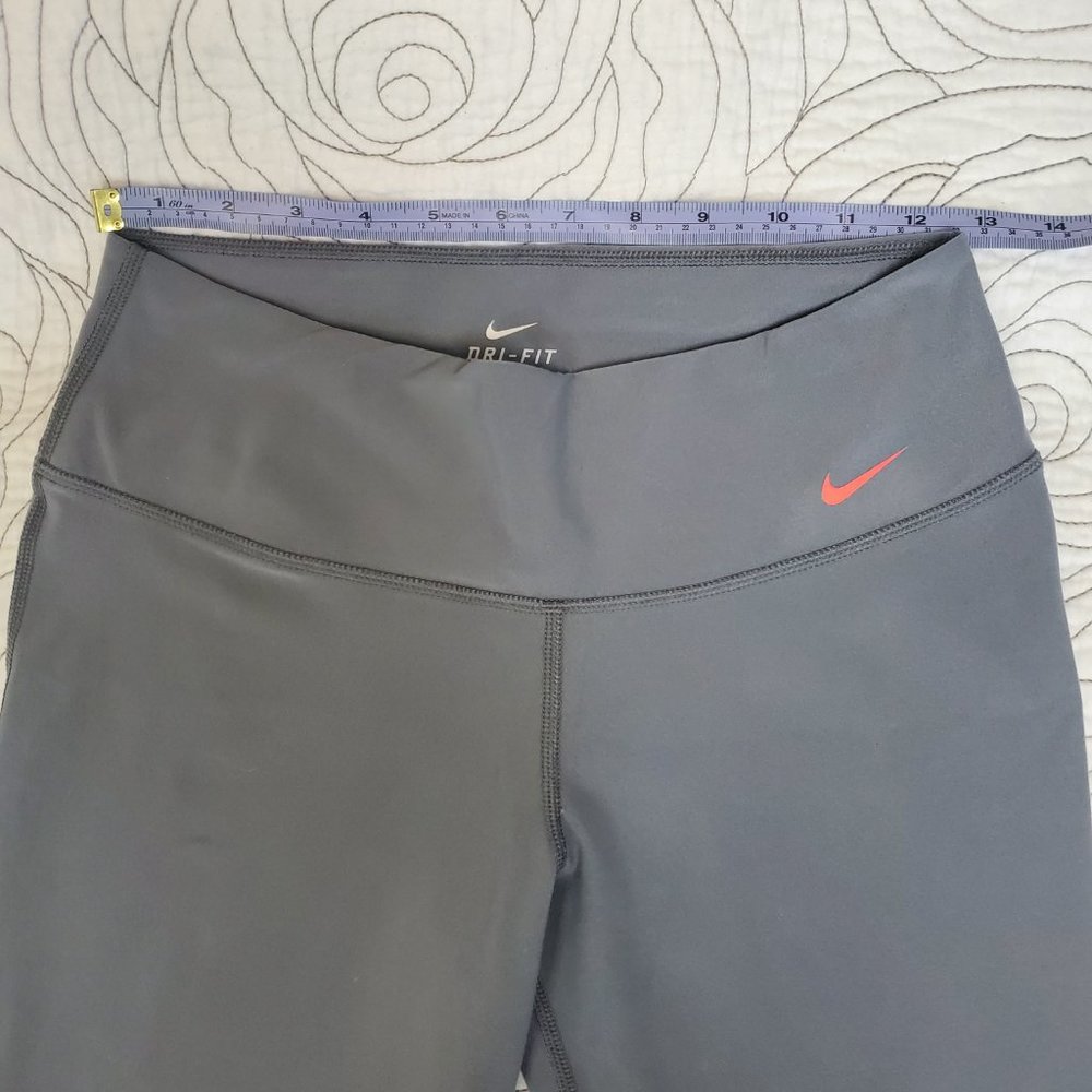 [S] Nike Dry Fit Crop Leggings - Picture 7 of 8